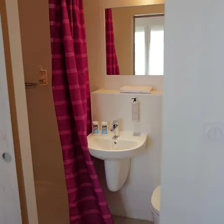 Du Bon Vivant Szálloda 2*